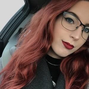 Meet your Posher, Mia